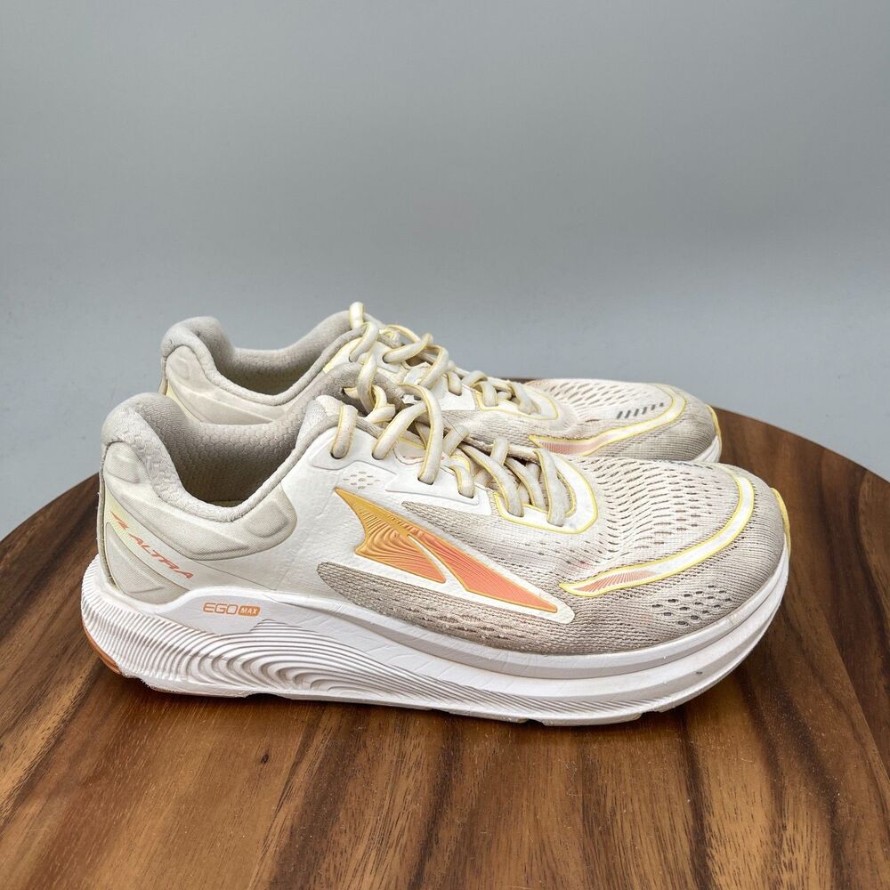 Altra Paradigm 6 Shoes Womens Size 8 White Running Comfort Walking Sneakers Gym